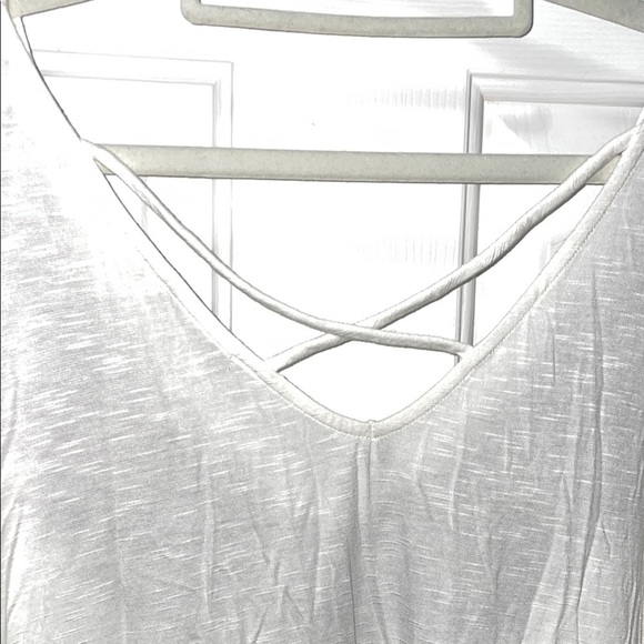 Emily Daniels White Embellished Blouse with Relaxed Fit 3X NWOT - Picture 6 of 7